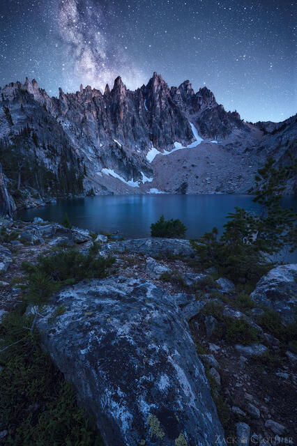 Milky Way over the Sawtooth Mountains and high alpine lake, Sawtooth Wilderness, Idaho