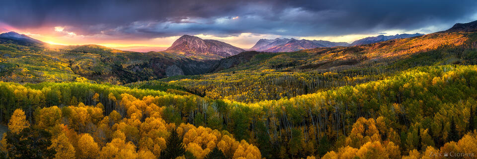Panoramic view at sunset of West Elk Mountains in autumn, Gunnison National Forest, Colorado